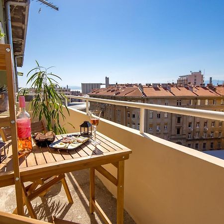 Balcony Apartment Pampas Rijeka Exteriér fotografie