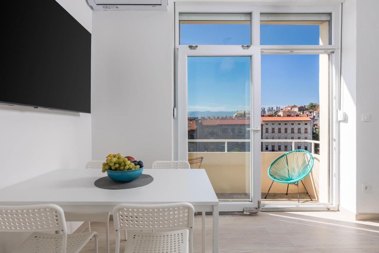 Balcony Apartment Pampas Rijeka Exteriér fotografie