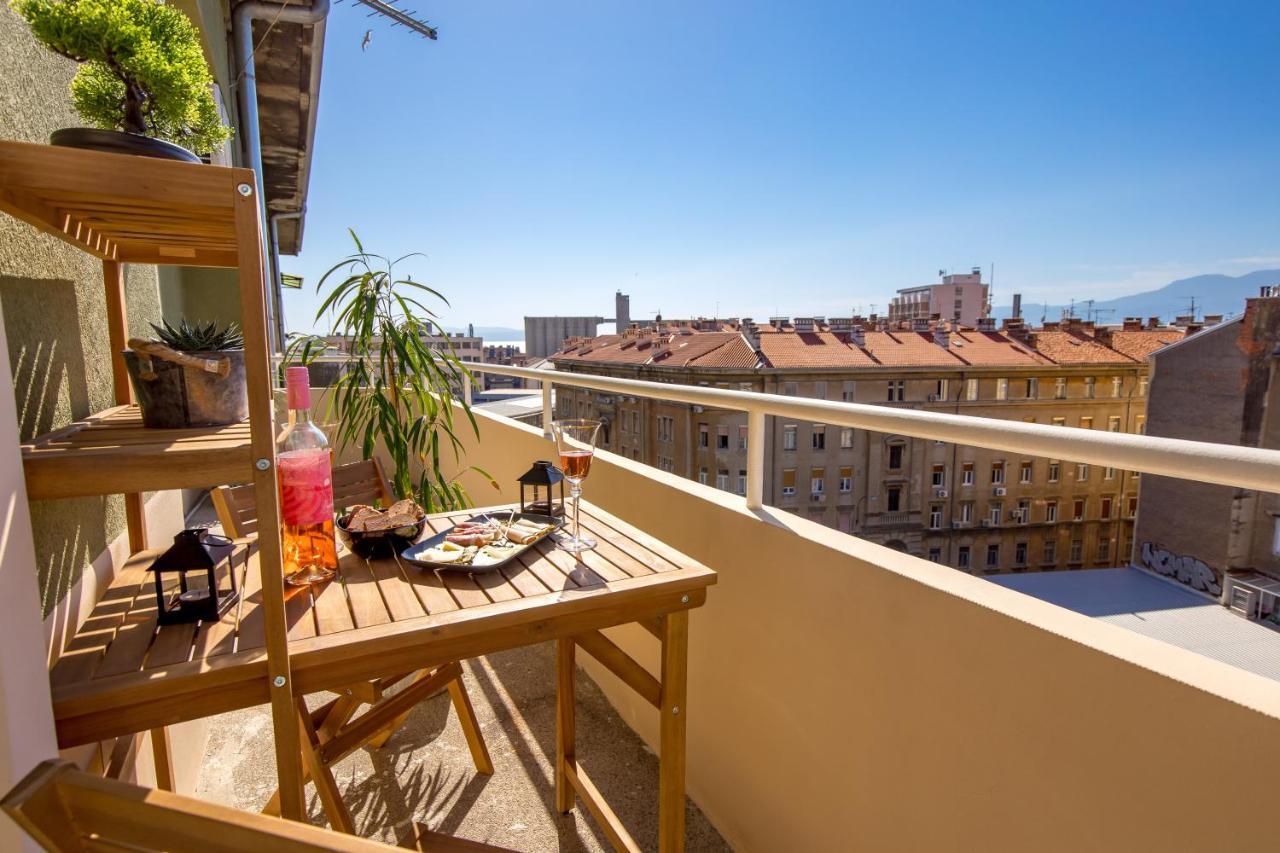 Balcony Apartment Pampas Rijeka Exteriér fotografie